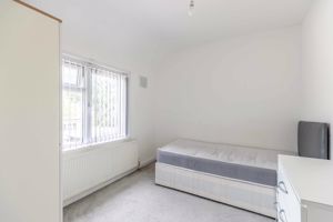 Room 4- click for photo gallery